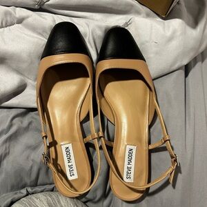 Steve Madden Women's Black and Tan Slingback Flats